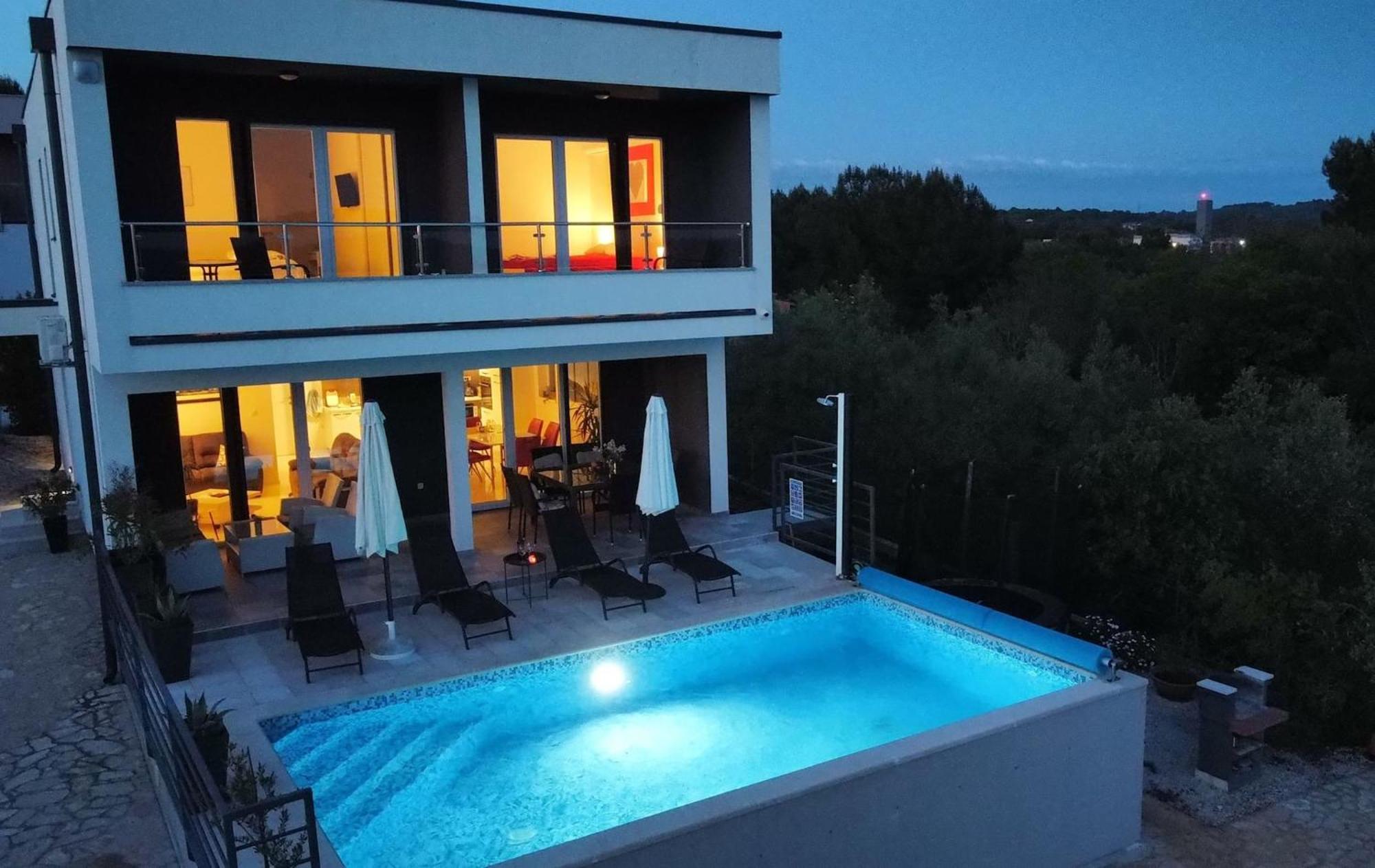 Villa Pura Vida With Sea View Pula Buitenkant foto