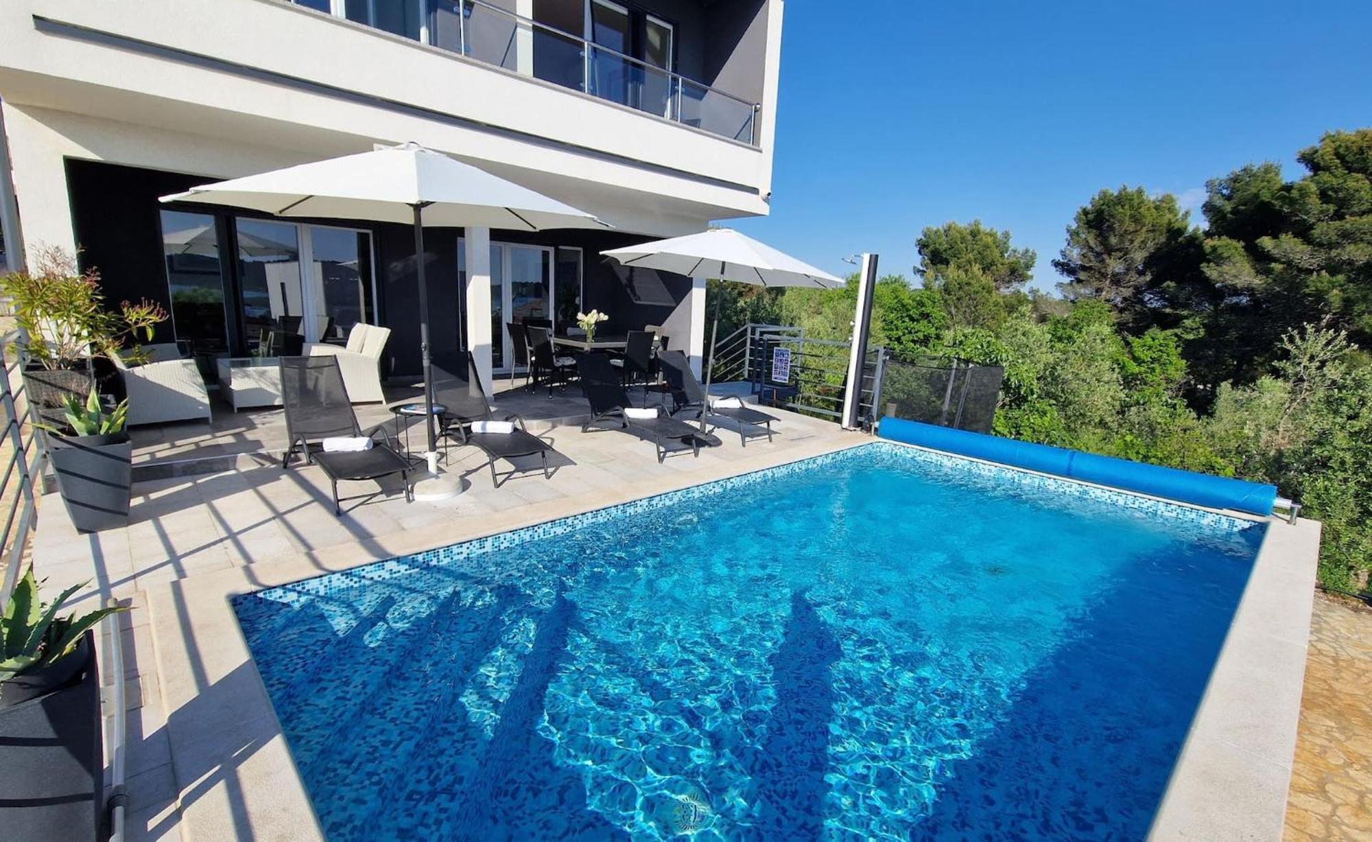 Villa Pura Vida With Sea View Pula Buitenkant foto